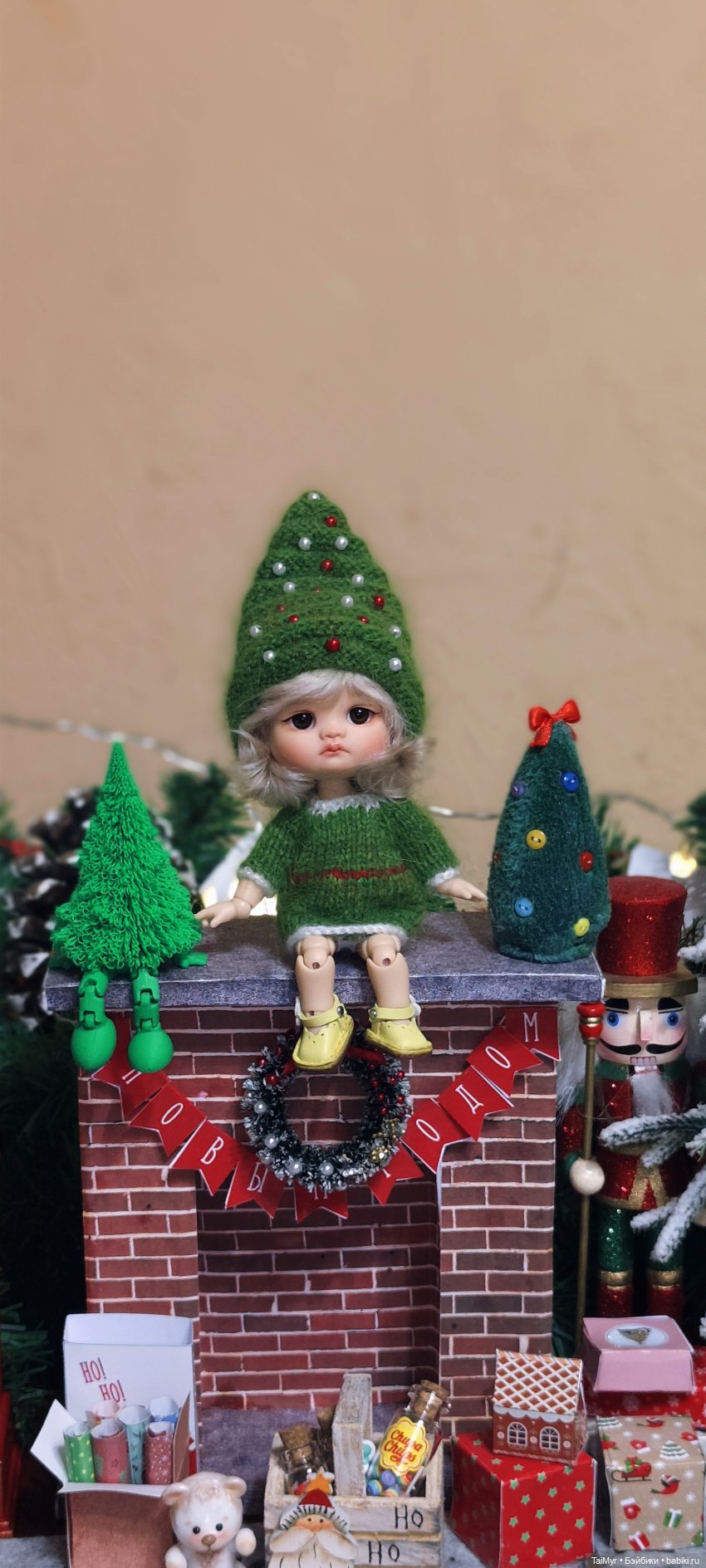 А к нам приходил дедушка Мороз