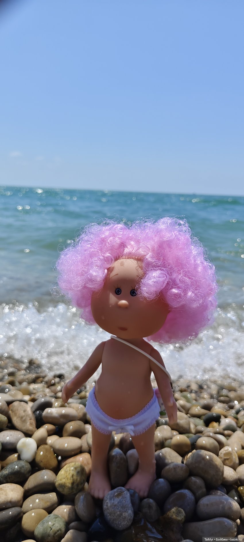 Ксюша отдыхает на море часть 3