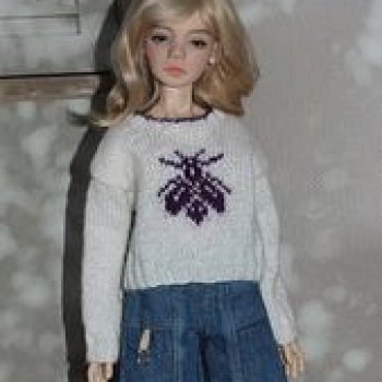 Ульяна в обновках ( Птичка Лора от И. Кузиной)