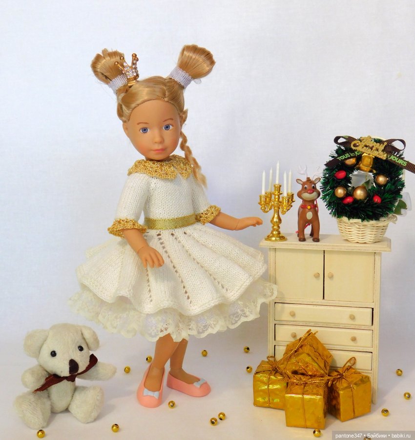 Новогодние открытки с участием кукол из моей коллекции