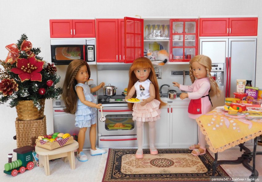 Новогодние открытки с участием кукол из моей коллекции