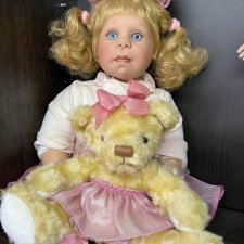 Продаю коллекционную куклу