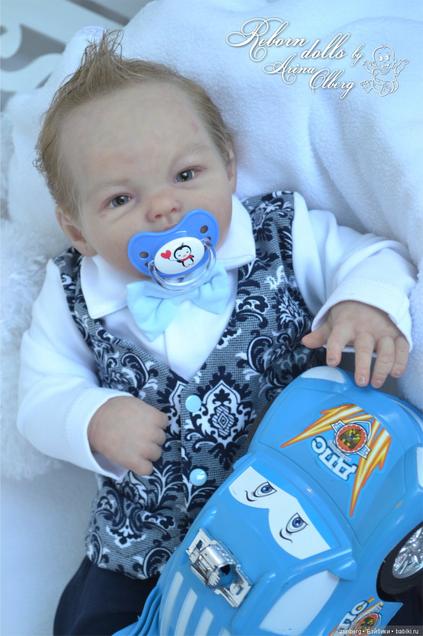 Сашенька, Adeline Ping Lau