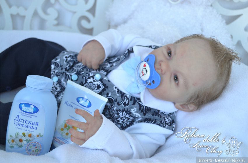 Сашенька, Adeline Ping Lau