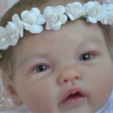 Сашенька, Adeline Ping Lau