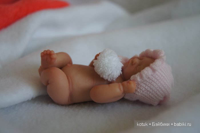 Моя крошка. Авторская мини кукла (фото 10)