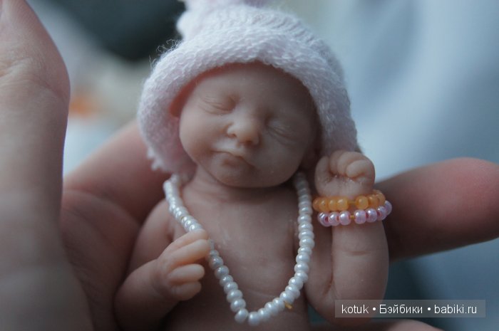 Моя крошка. Авторская мини кукла (фото 2)