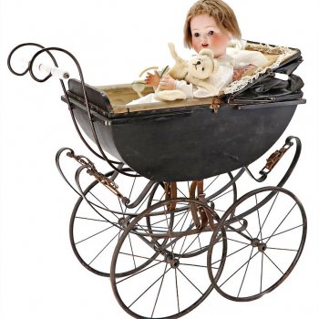 Антикварные и винтажные коляски .