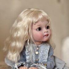 Милая малышка .