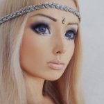 Люди играют...кукол!