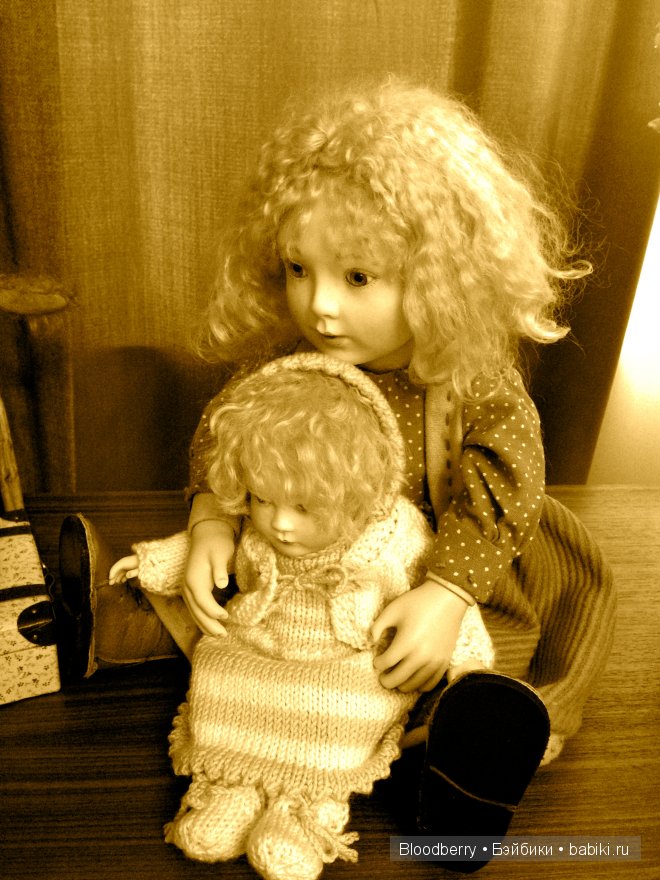 Девочка с куклой. Авторская кукла Lynne and Michael Roche. Marigold Winter, Bonnie baby pink