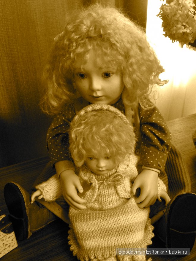 Девочка с куклой. Авторская кукла Lynne and Michael Roche. Marigold Winter, Bonnie baby pink