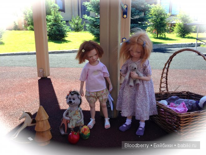 Встреча на прогулке. Трогательные малыши Laurence Ruet