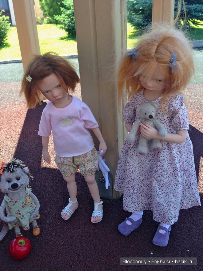 Встреча на прогулке. Трогательные малыши Laurence Ruet