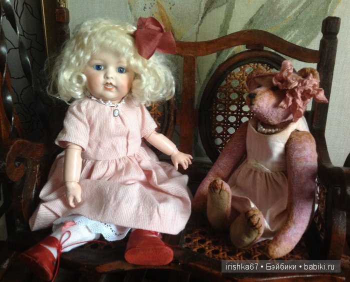 Новые платья для антикварных кукол, реплик