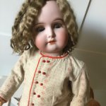 Комплект для антикварной куклы 62 см. Новые фото на немецком теле!