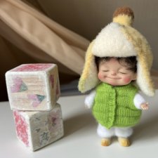 Шапка банан для кукол об11 или с размером головы 14-15 см