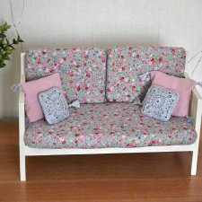 Диван для кукол 1/4
