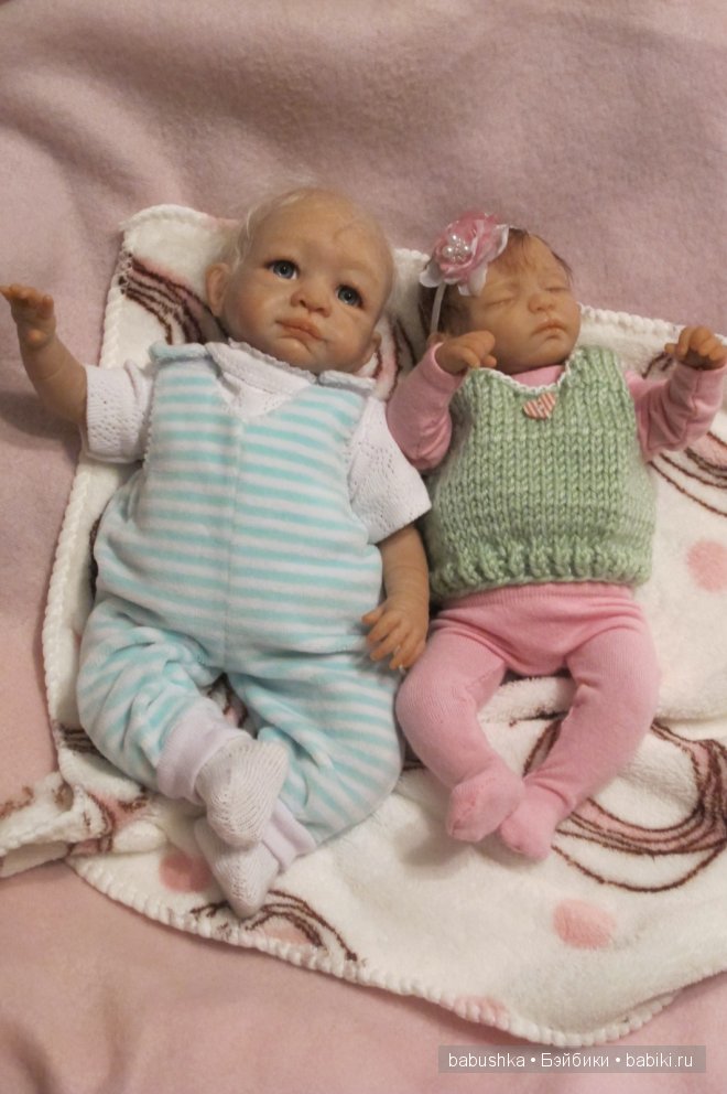 Наши маленькие куклодетки Матвейка и Варенька-авторские куклы Юлии Горшковой