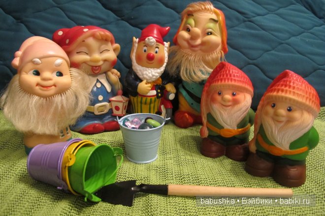 Резиновые игрушки, живущие в нашей семье