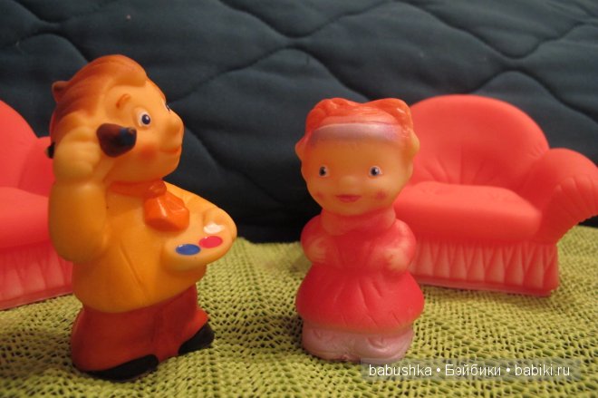 Резиновые игрушки, живущие в нашей семье