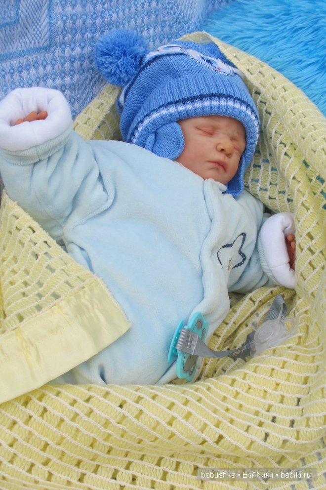 Воскресная прогулка - реборн Ромочка