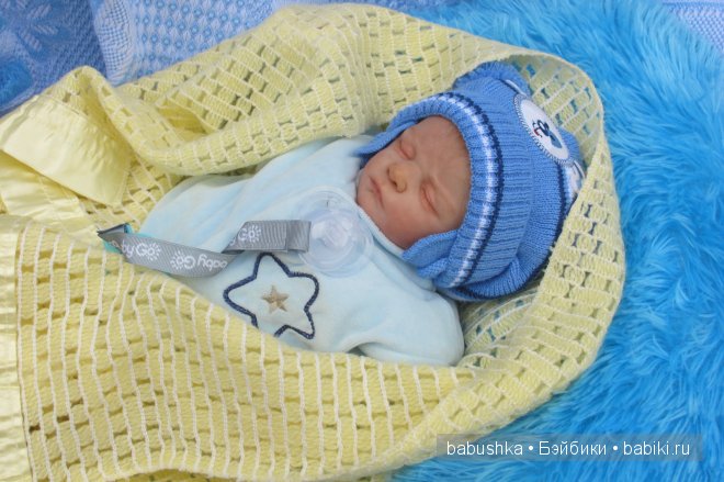 Воскресная прогулка - реборн Ромочка