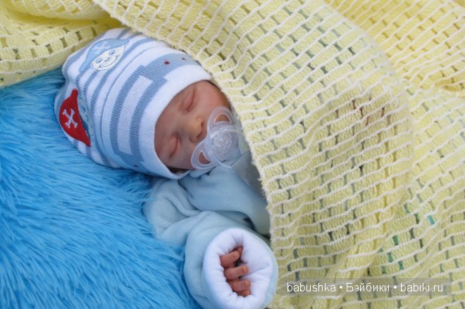 Воскресная прогулка - реборн Ромочка