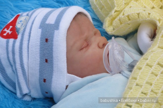 Воскресная прогулка - реборн Ромочка