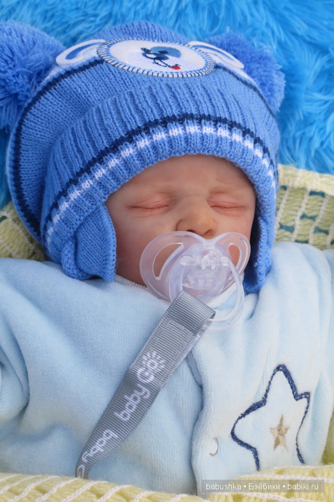 Воскресная прогулка - реборн Ромочка