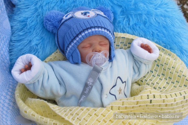 Воскресная прогулка - реборн Ромочка