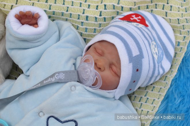 Воскресная прогулка - реборн Ромочка