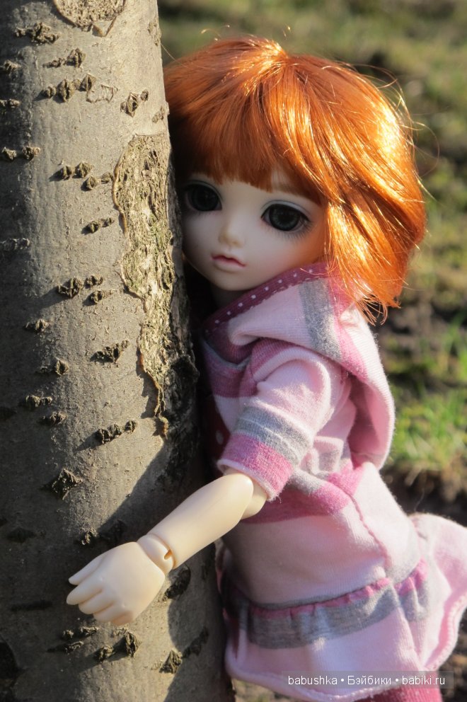 Прогулка Молли ( кукла БЖД) и встреча со смурфиками + влюбленная парочка уточек