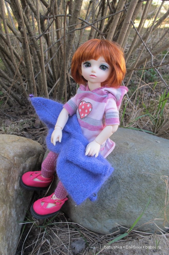 Прогулка Молли ( кукла БЖД) и встреча со смурфиками + влюбленная парочка уточек (фото 6)