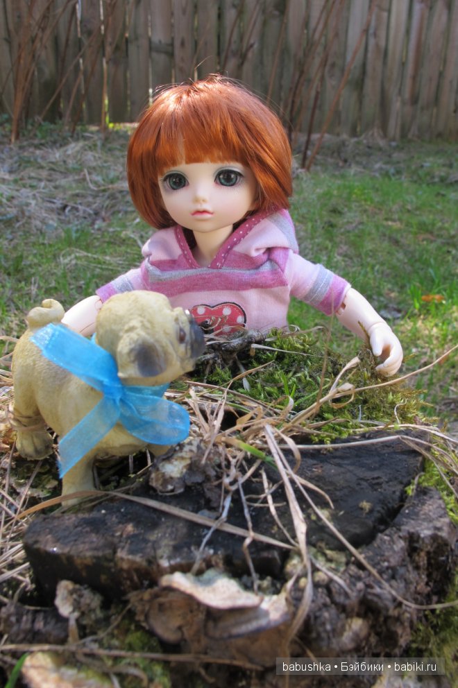 Прогулка Молли ( кукла БЖД) и встреча со смурфиками + влюбленная парочка уточек