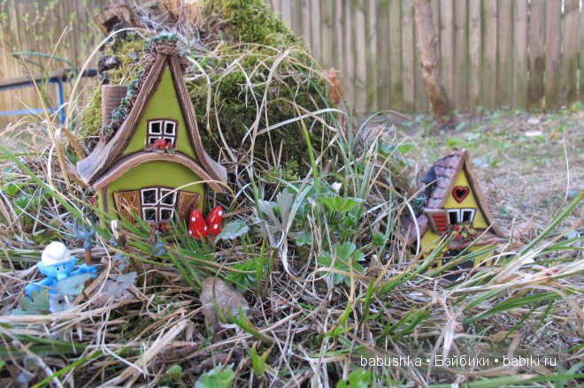 Прогулка Молли ( кукла БЖД) и встреча со смурфиками + влюбленная парочка уточек (фото 7)