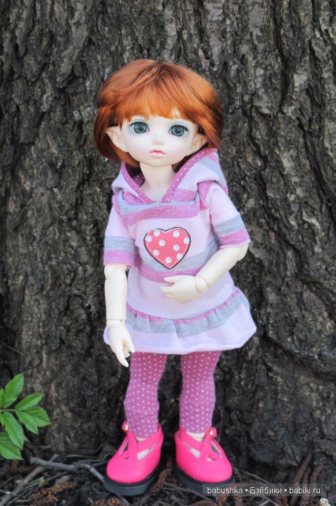 Прогулка Молли ( кукла БЖД) и встреча со смурфиками + влюбленная парочка уточек