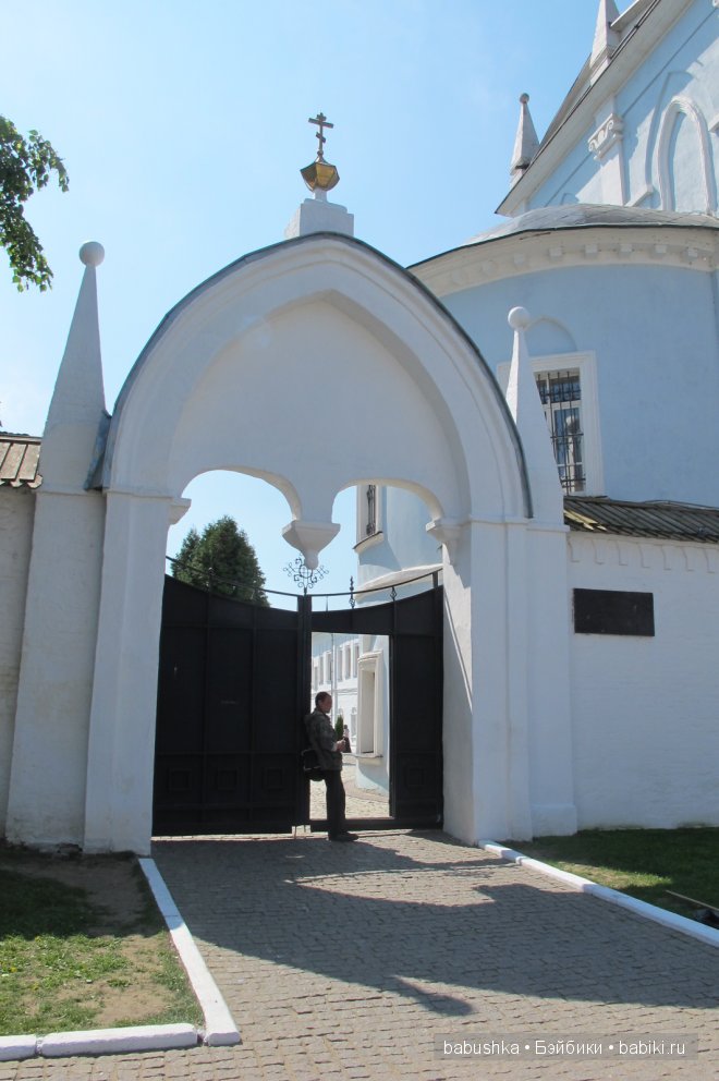 Прогулка по территории Кремля, Коломна