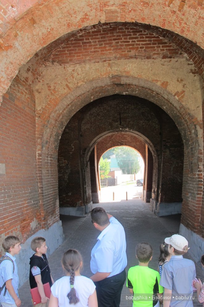 Прогулка по территории Кремля, Коломна