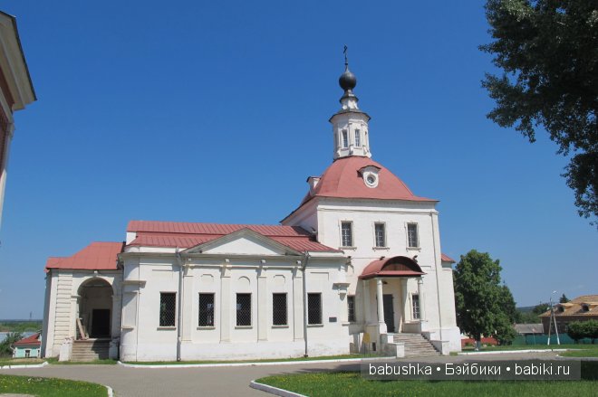 Прогулка по территории Кремля, Коломна