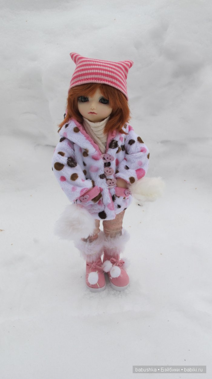 Зима. Просто фотографии Молли ( кукла бжд )