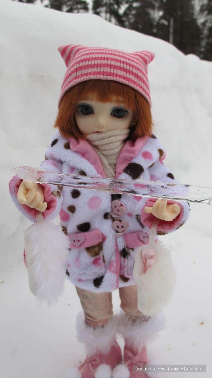 Зима. Просто фотографии Молли ( кукла бжд )