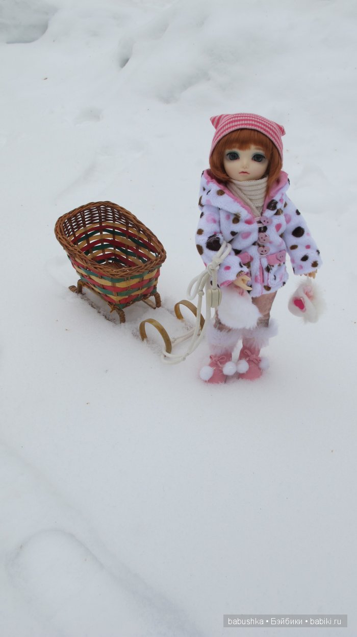 Зима. Просто фотографии Молли ( кукла бжд )