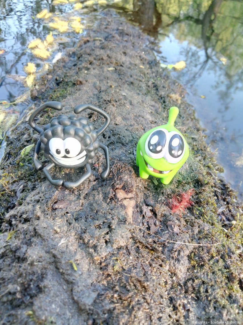 Прогулка в выходной с лисом по имени Тод и маленькими друзьями