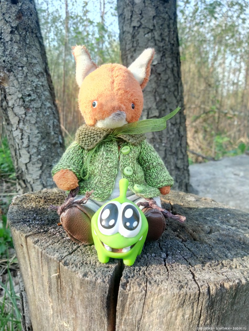 Прогулка в выходной с лисом по имени Тод и маленькими друзьями