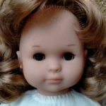 Кукла в шляпке