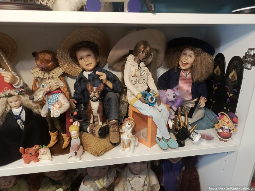 Жизнь на кукольной полке | Бэйбики Жизнь на кукольной полке — Домашние коллекции кукол: фото собраний (фото 2)