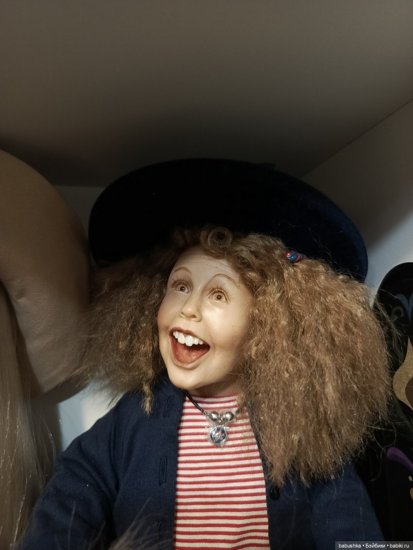 Жизнь на кукольной полке | Бэйбики Жизнь на кукольной полке — Домашние коллекции кукол: фото собраний