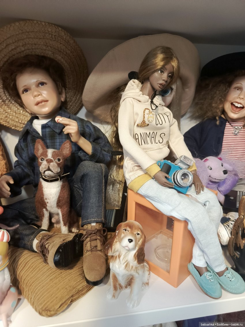 Жизнь на кукольной полке | Бэйбики Жизнь на кукольной полке — Домашние коллекции кукол: фото собраний