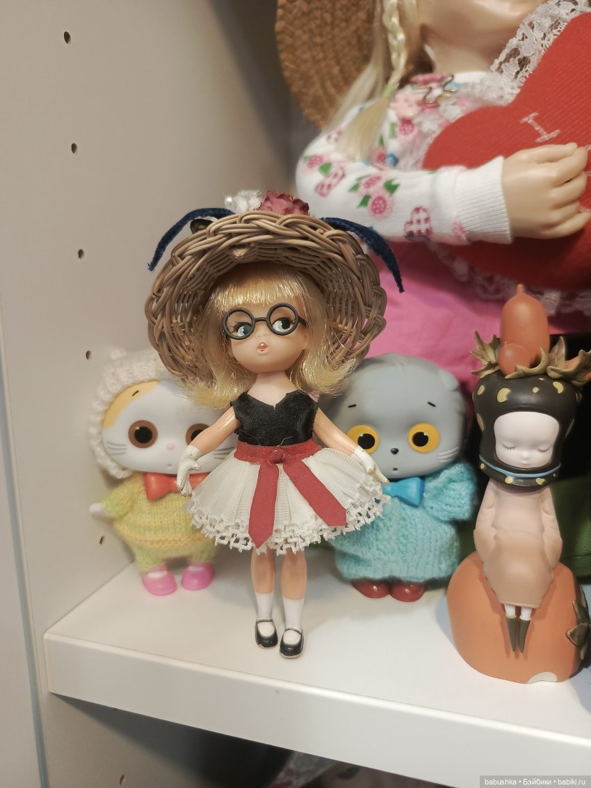 Жизнь на кукольной полке | Бэйбики Жизнь на кукольной полке — Домашние коллекции кукол: фото собраний